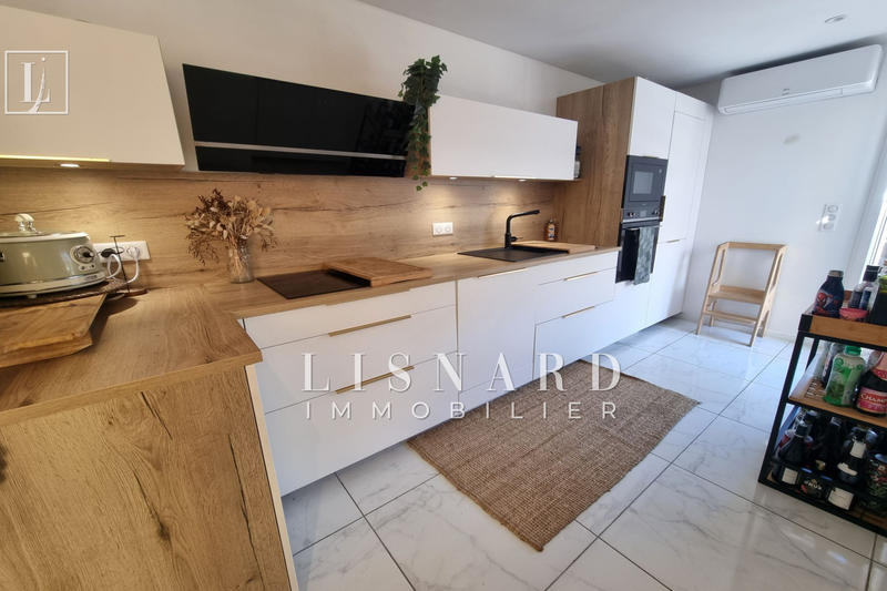 Appartement - 80 m² - 3 pièces