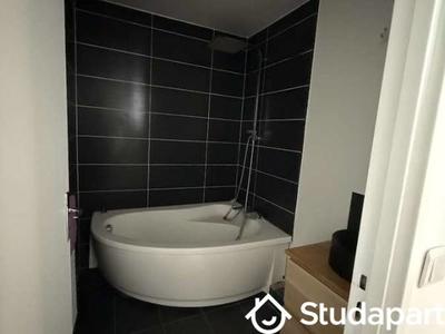 Chambre - 9 m² - 1 pièce