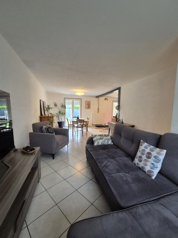 Maison - 90 m² - 5 pièces