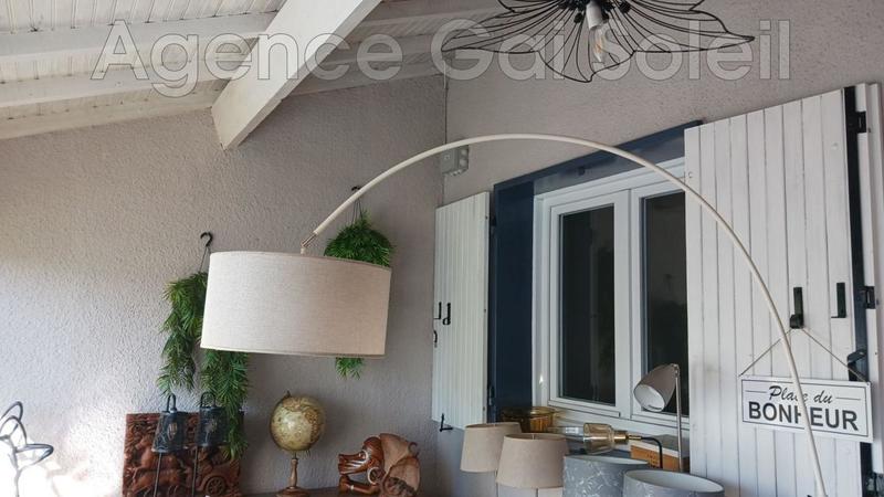 Villa - 100 m² - 5 pièces