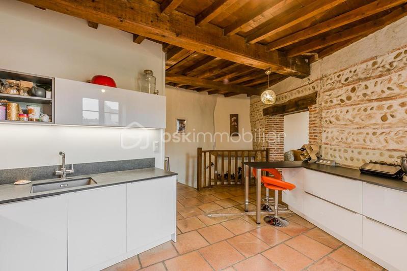 Maison chambre d'hôtes - 300 m² - 13 pièces