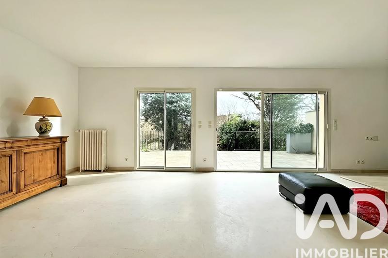 Maison - 160 m² - 9 pièces