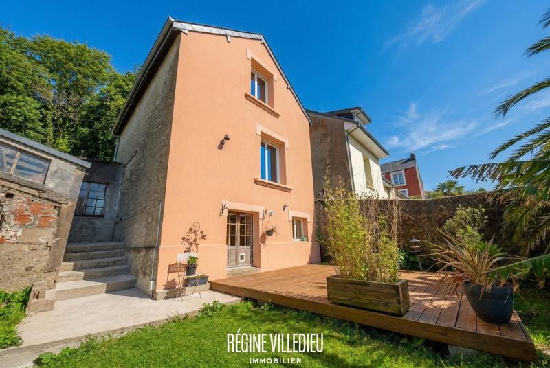 Maison - 90 m² - 3 pièces