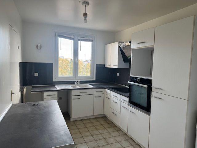 Appartement - 86 m² - 4 pièces