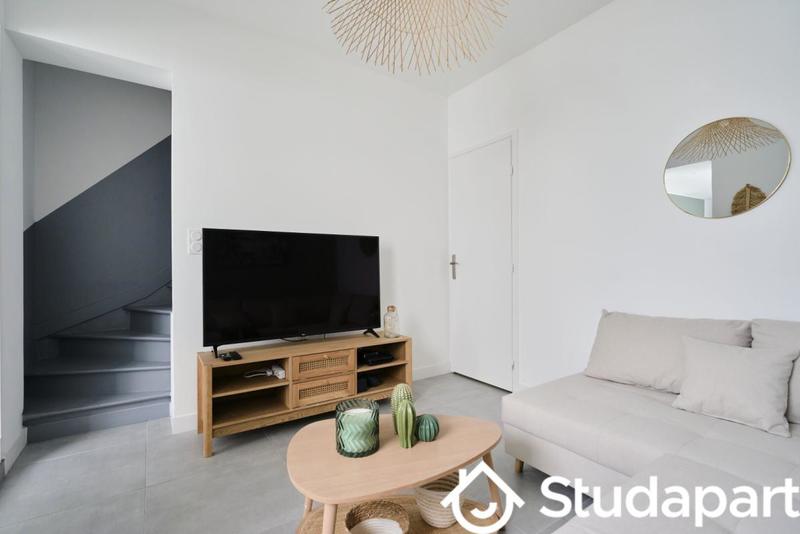 Chambre - 11 m² - 1 pièce