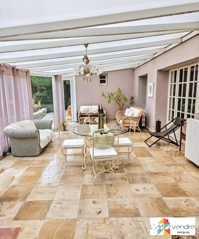 Maison - 185 m² - 6 pièces