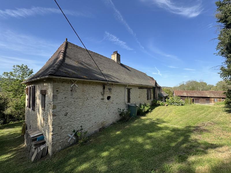 Maison traditionnelle - 211 m² - 7 pièces