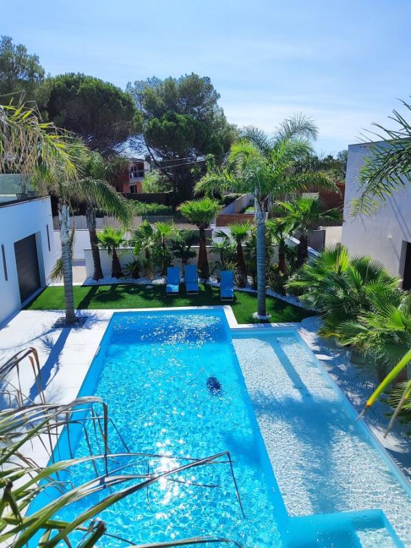 Villa - 301 m² - 6 pièces