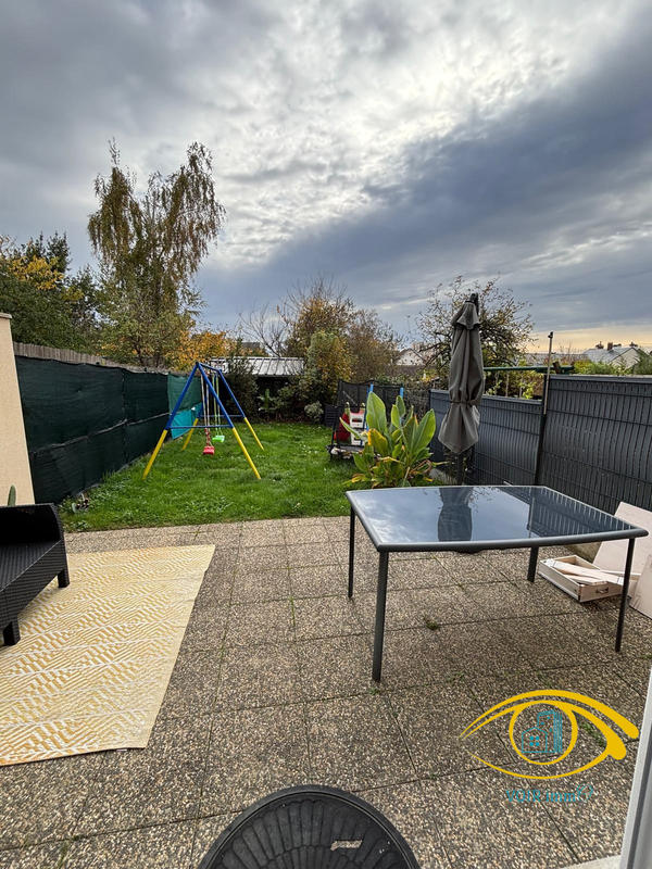 Maison - 92 m² - 4 pièces