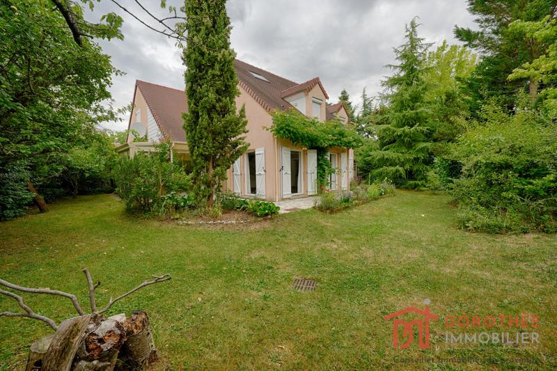 Maison - 175 m² - 8 pièces