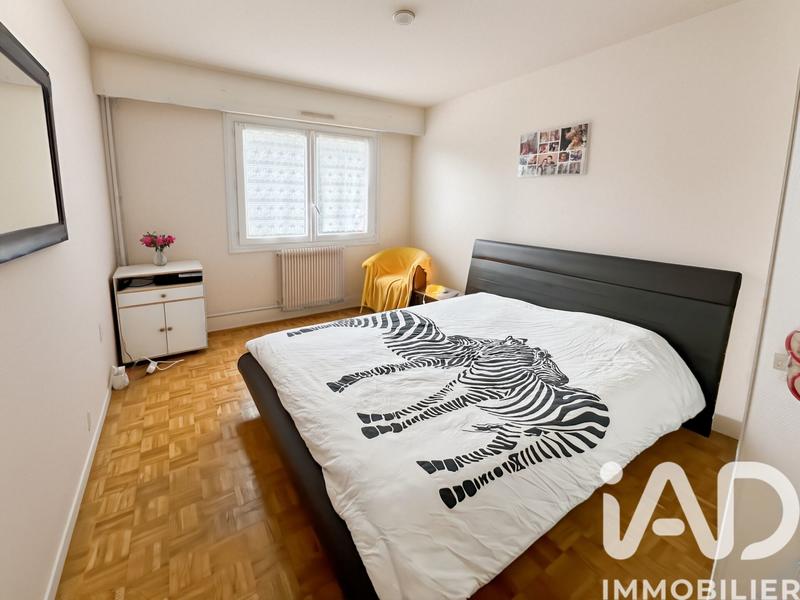 Appartement - 100 m² - 4 pièces