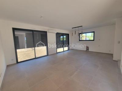 Maison - 98 m² - 4 pièces