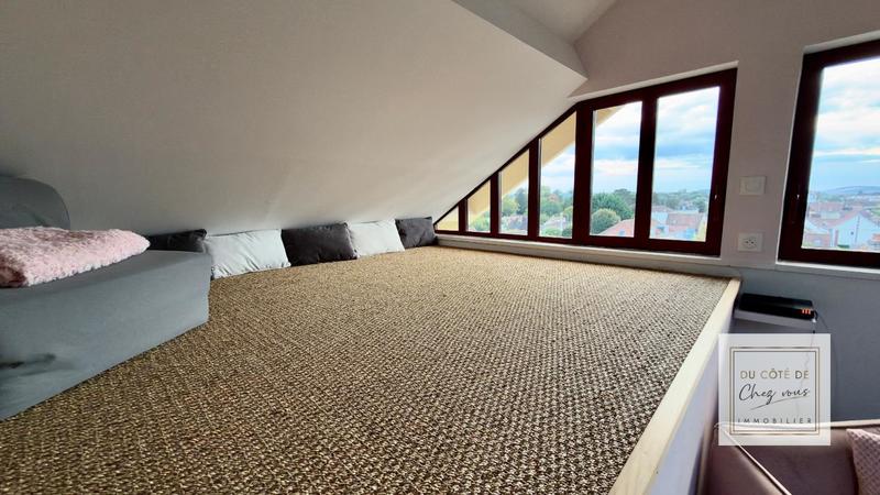 Loft - 208 m² - 6 pièces