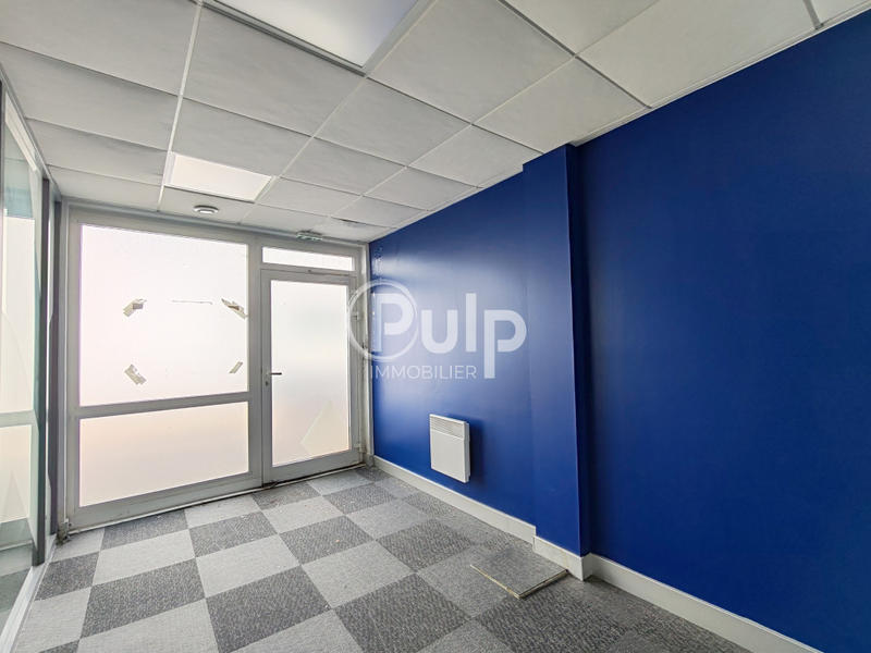 Local commercial - 120 m² - 1 pièce