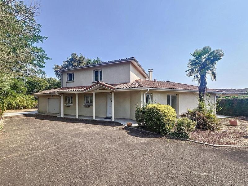 Maison contemporaine - 158 m² - 7 pièces