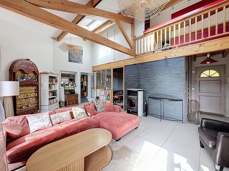 Villa - 180 m² - 6 pièces