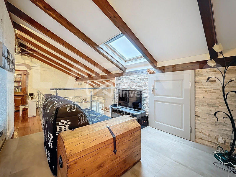 Maison - 187 m² - 6 pièces