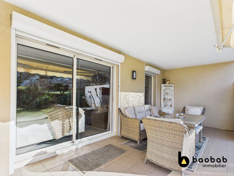 Appartement - 100 m² - 4 pièces