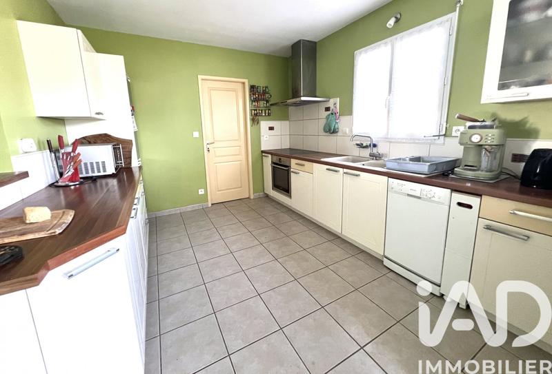Maison - 92 m² - 5 pièces