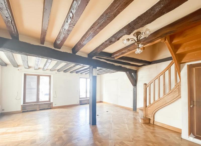 Maison - 122 m² - 5 pièces