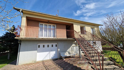 Maison - 92 m² - 4 pièces