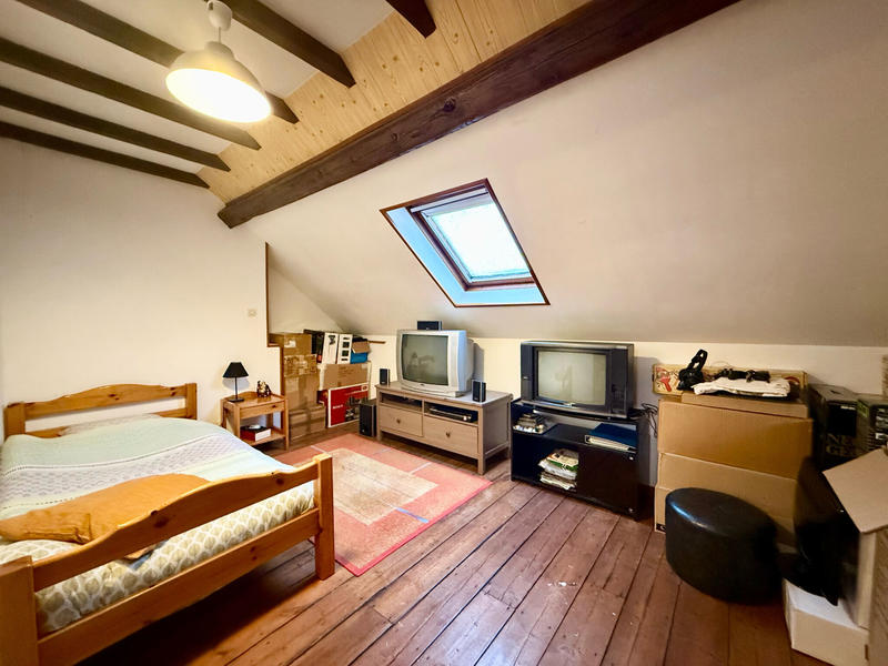 Maison - 104 m² - 5 pièces