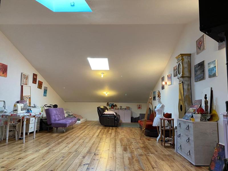 Maison ancienne - 185 m² - 6 pièces