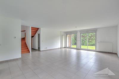 Maison - 152 m² - 6 pièces