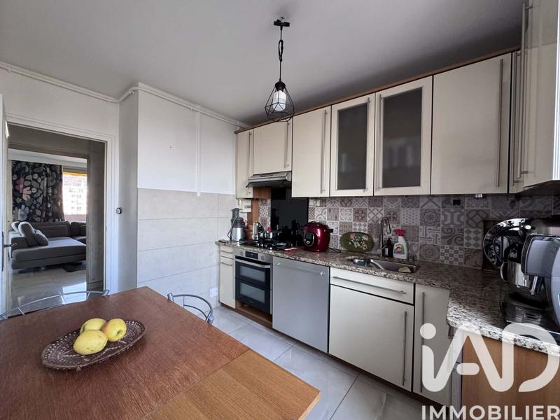 Appartement - 75 m² - 4 pièces