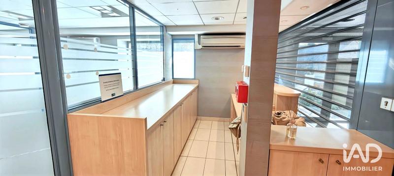 Local commercial - 291 m²