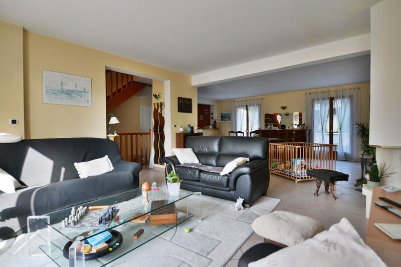 Maison - 145 m² - 7 pièces