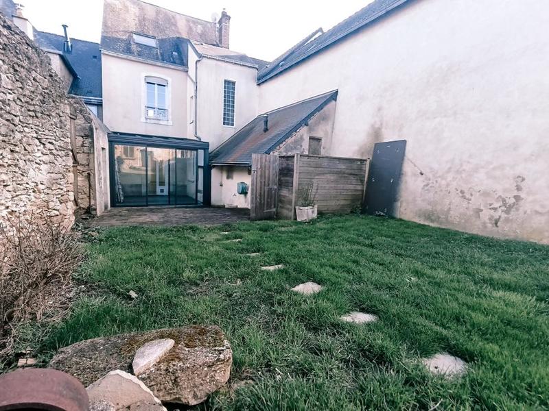 Maison - 160 m² - 6 pièces