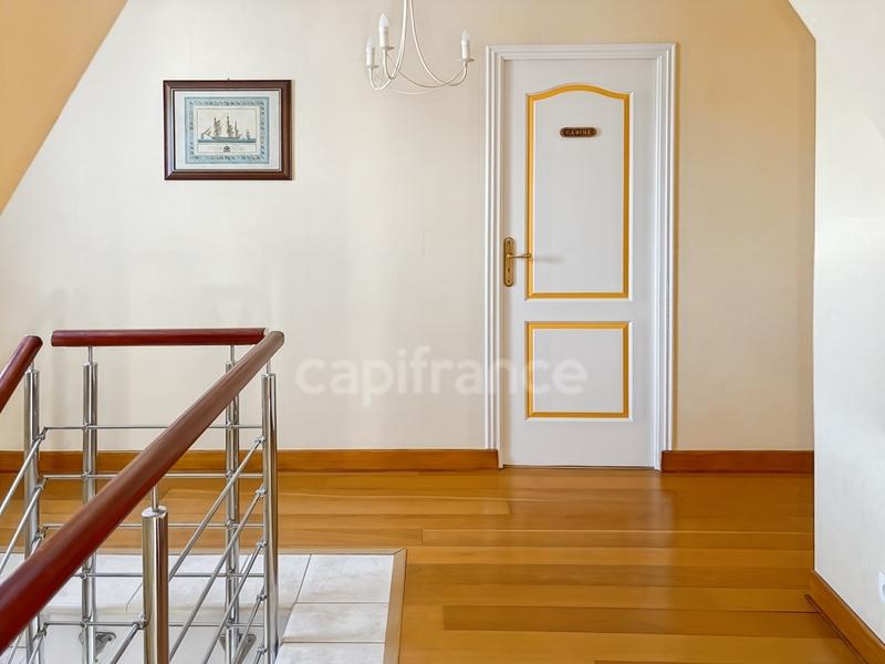 Maison - 160 m² - 7 pièces