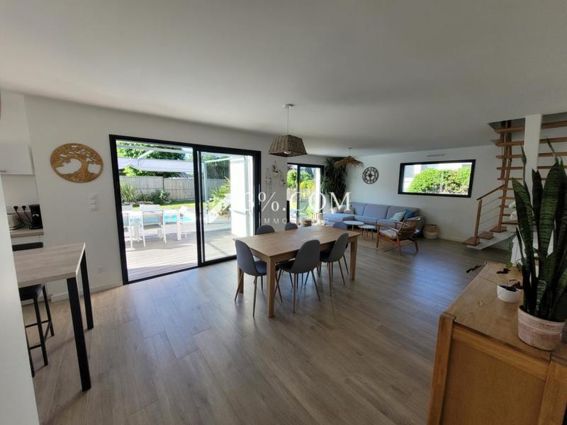 Maison - 150 m² - 6 pièces