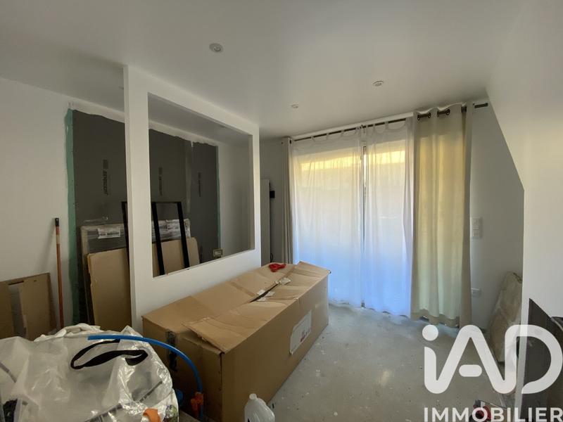 Maison - 211 m² - 9 pièces