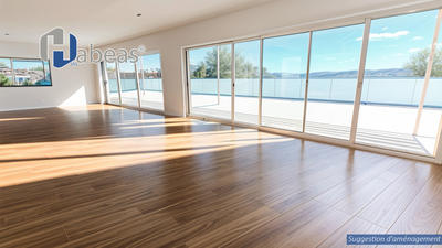 Appartement - 94 m² - 4 pièces