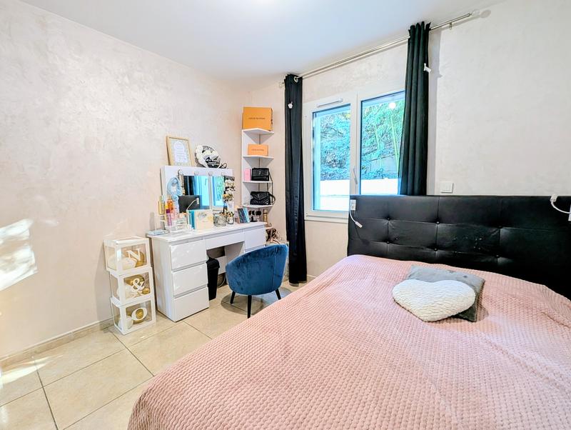 Villa - 140 m² - 5 pièces