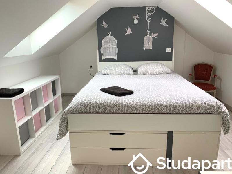 Chambre - 10 m² - 1 pièce