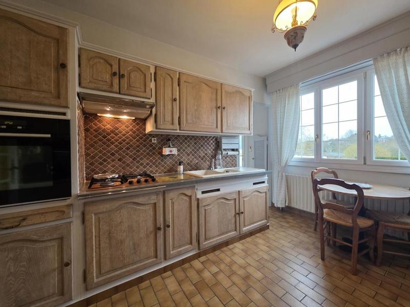 Pavillon - 164 m² - 7 pièces