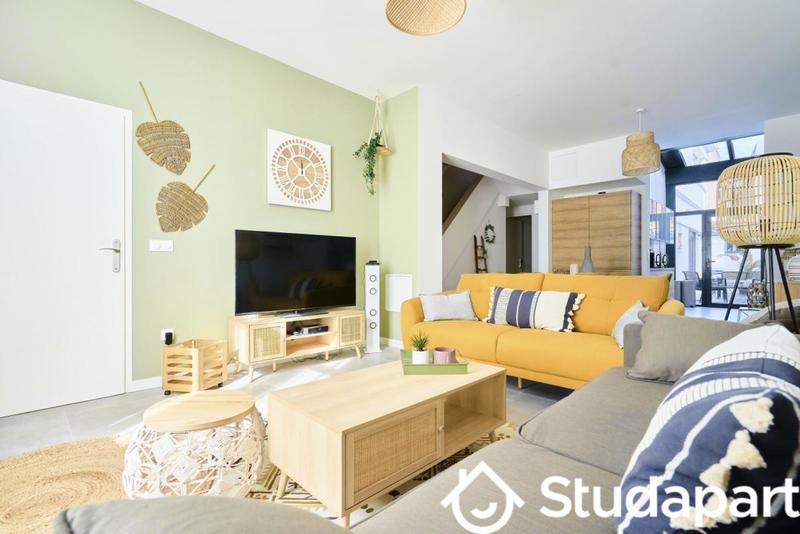 Chambre - 11 m² - 1 pièce