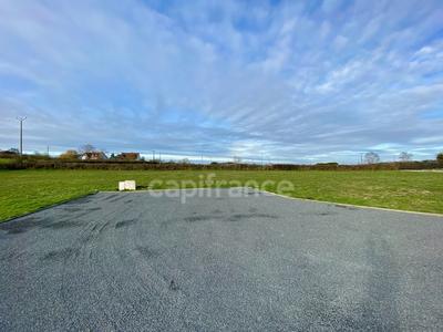 Terrain constructible - 694 m²