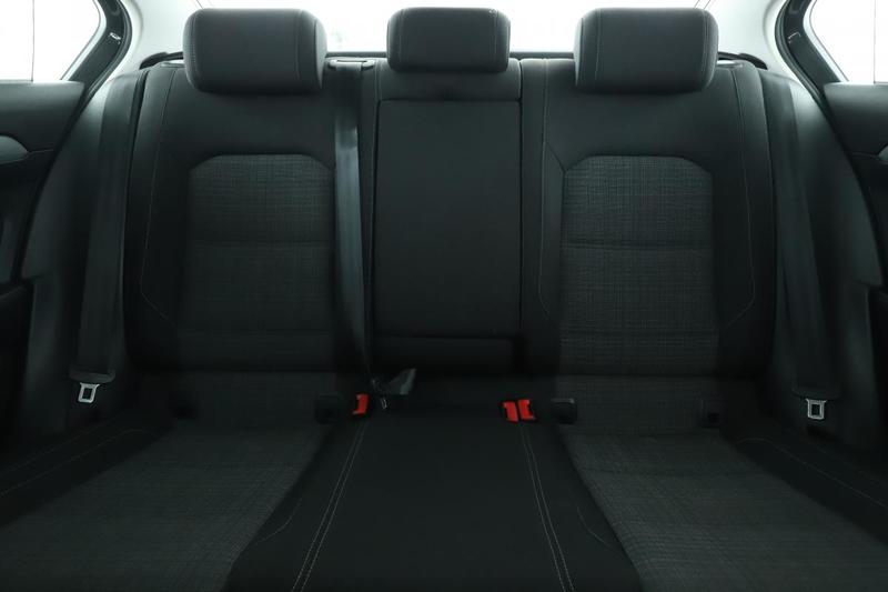 Volkswagen Passat 2.0 Tdi Scr Business Dsg7 150 ch