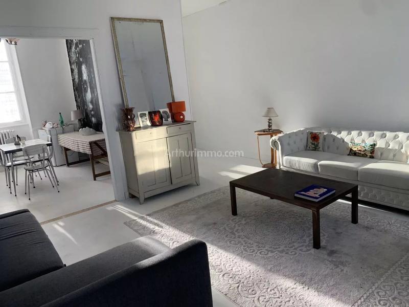 Maison - 384 m² - 18 pièces