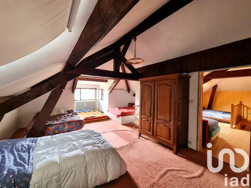 Maison - 275 m² - 10 pièces