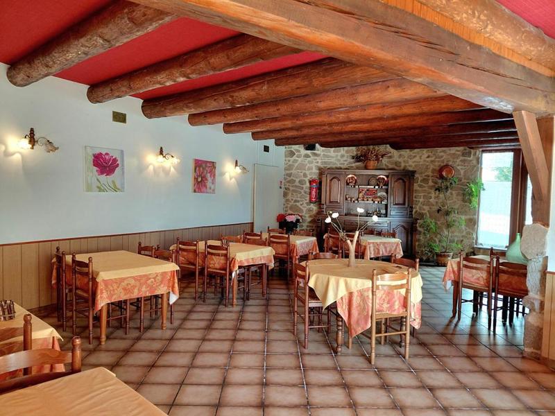 Maison - 250 m² - 10 pièces