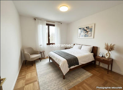 Maison - 92 m² - 4 pièces