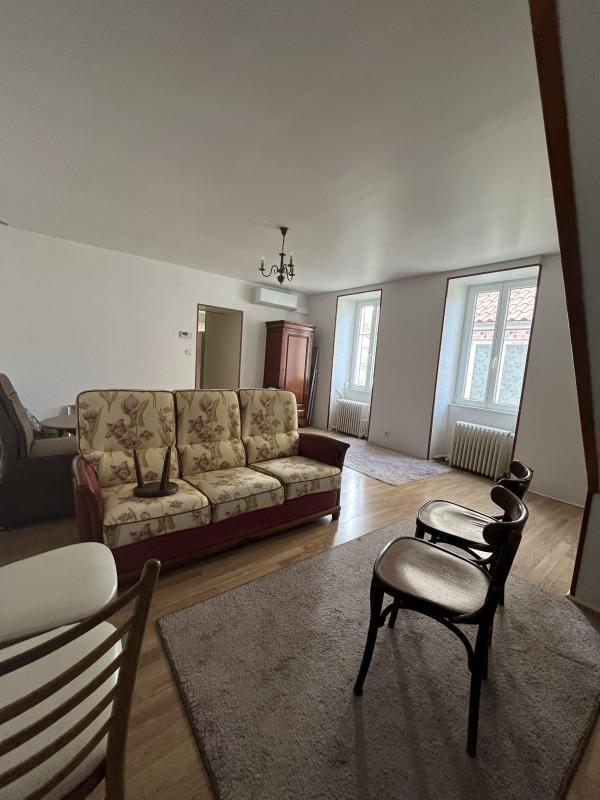 Maison de ville - 90 m² - 4 pièces