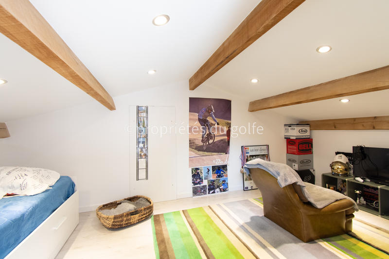 Maison - 188 m² - 5 pièces