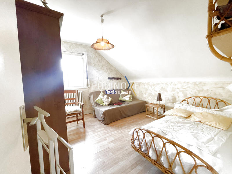 Villa - 171 m² - 9 pièces