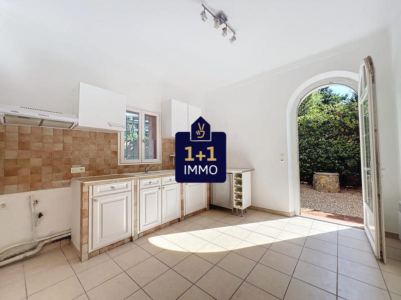 Maison traditionnelle - 107 m² - 6 pièces